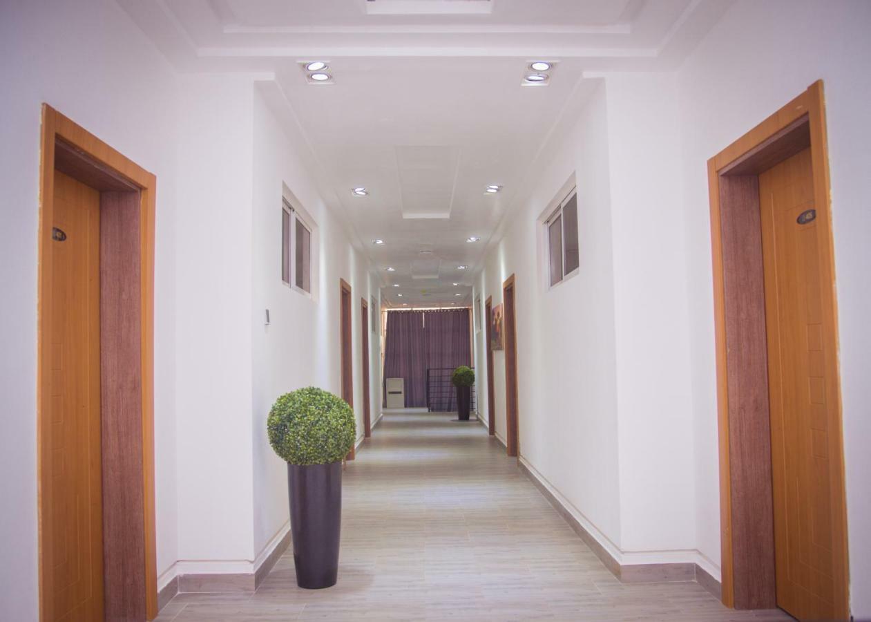 James Court Hotel & Luxury Apartments Lekki Esterno foto