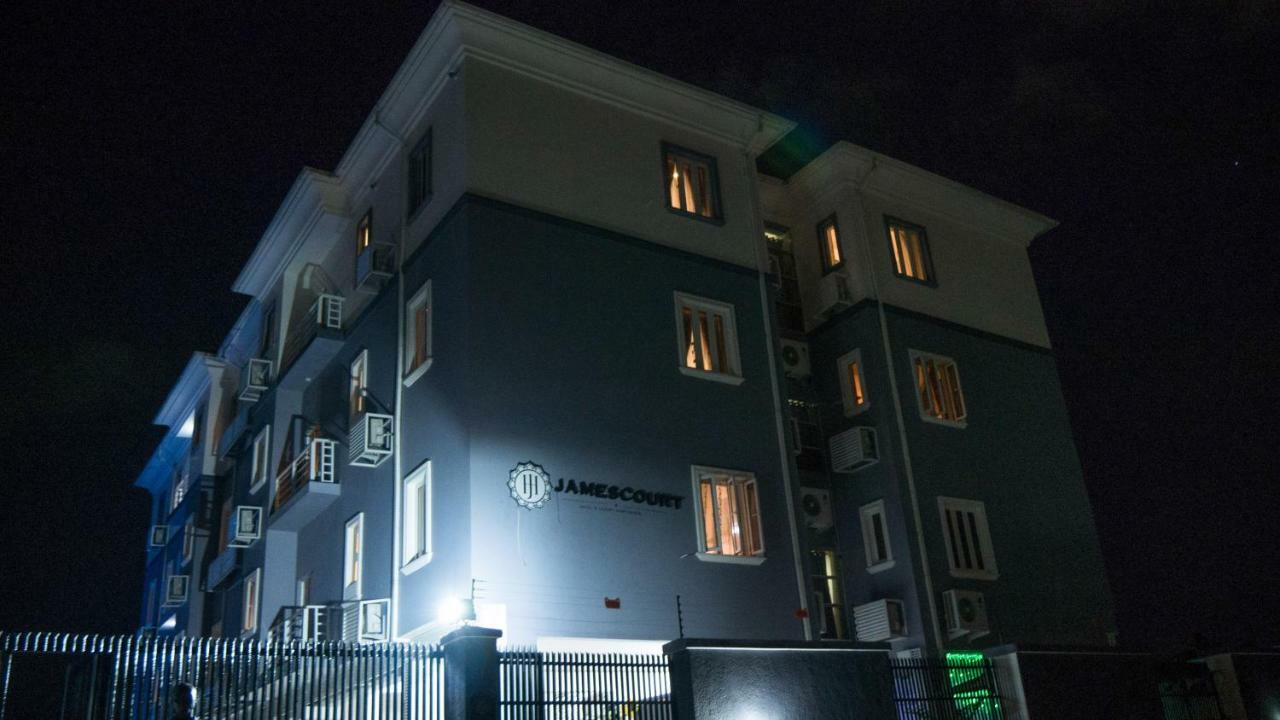 James Court Hotel & Luxury Apartments Lekki Esterno foto