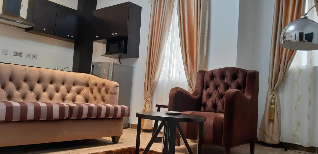 James Court Hotel & Luxury Apartments Lekki Esterno foto
